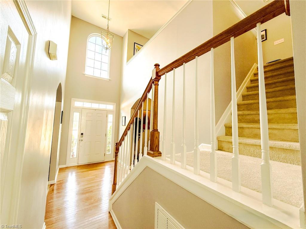 113 Oakmont Court