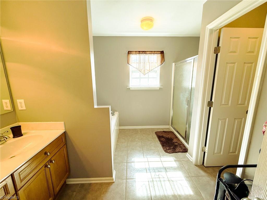 113 Oakmont Court