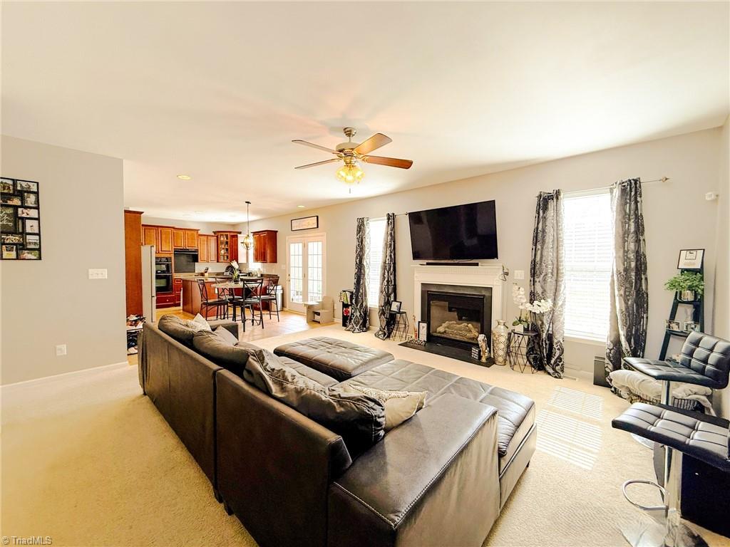 113 Oakmont Court