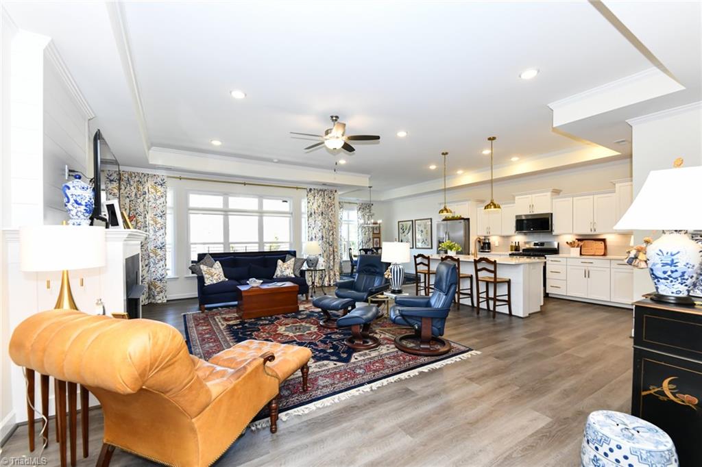 3447 Willowcrest Street