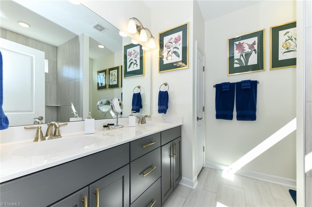 3447 Willowcrest Street