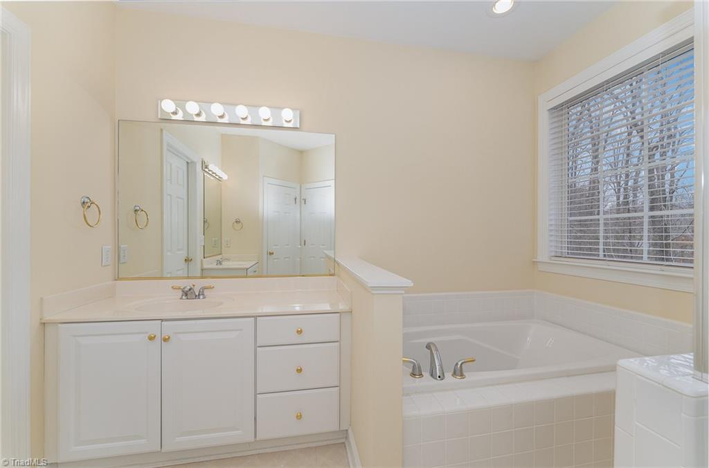 916 Troublesome Creek Drive