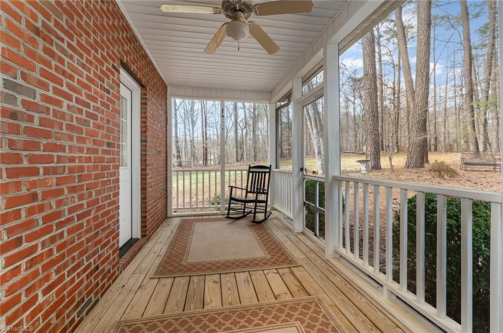 916 Troublesome Creek Drive