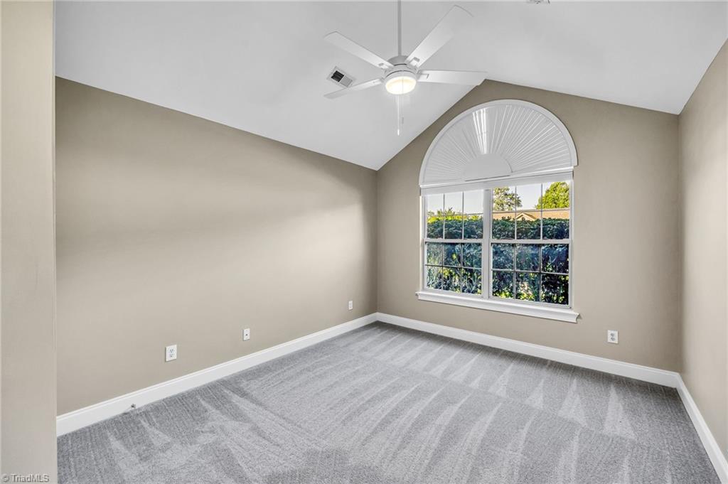 5002 Eagle Perch Way