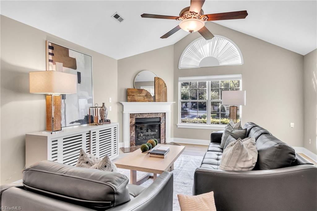 5002 Eagle Perch Way