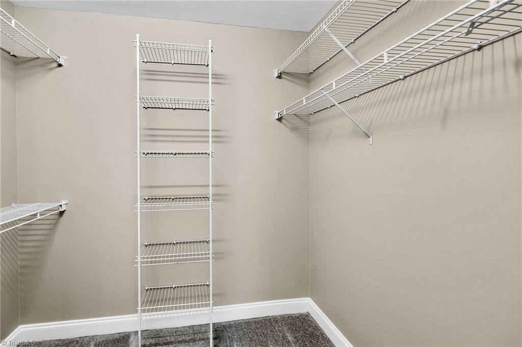 5002 Eagle Perch Way