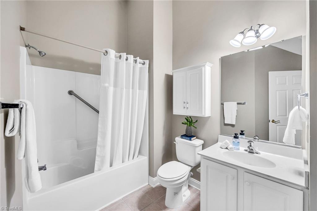 5002 Eagle Perch Way