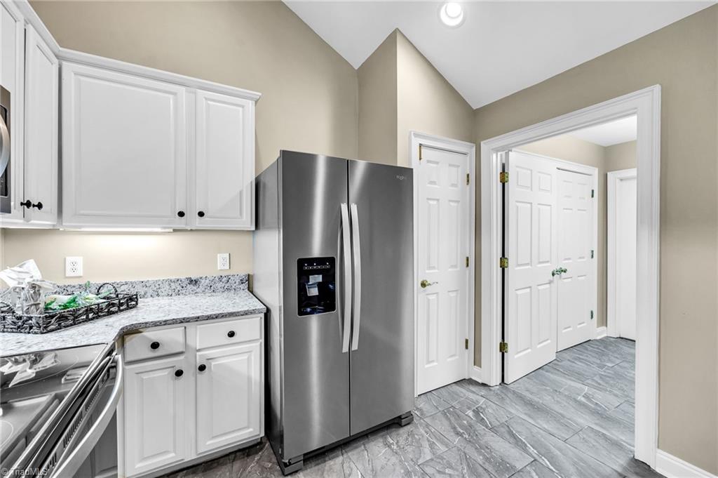 5002 Eagle Perch Way