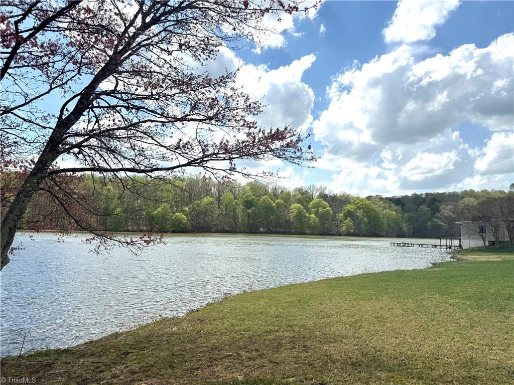 522 Raspberry Hill Road, Winston-Salem