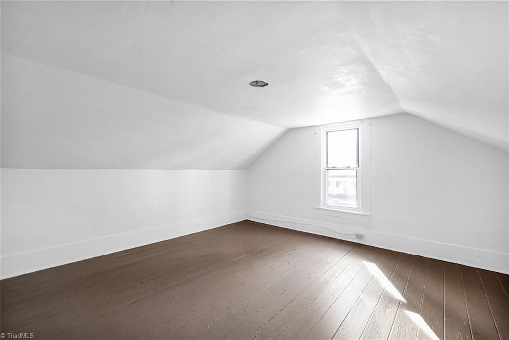 713 Montgomery Street