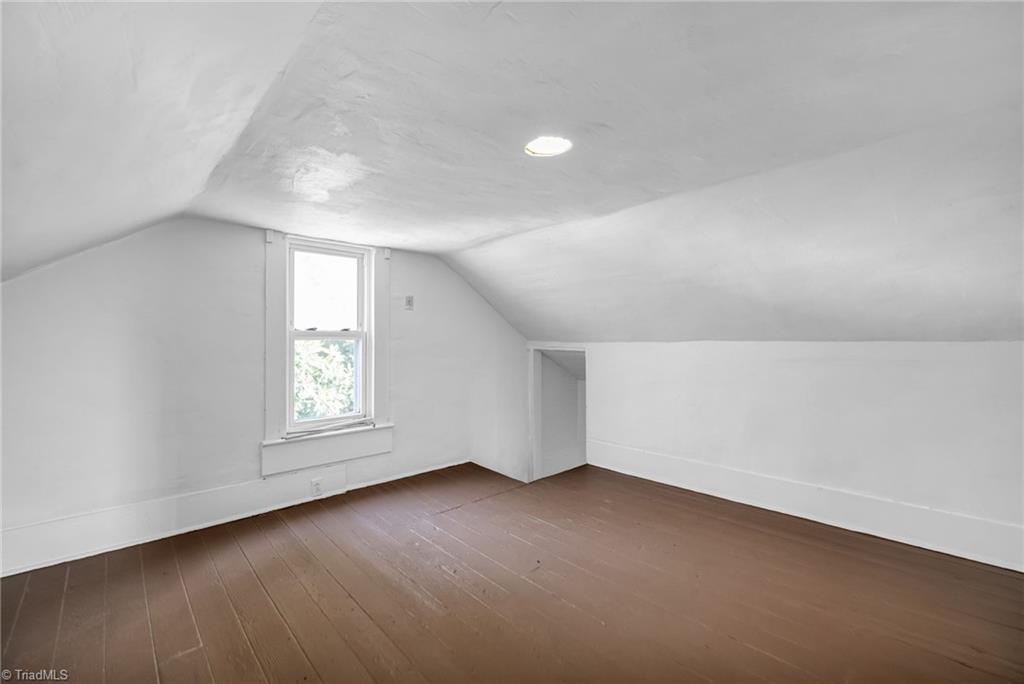 713 Montgomery Street