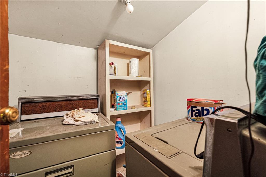 713 Montgomery Street