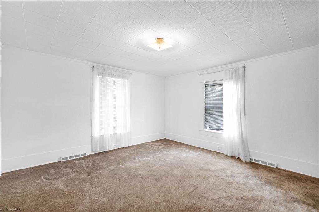 713 Montgomery Street