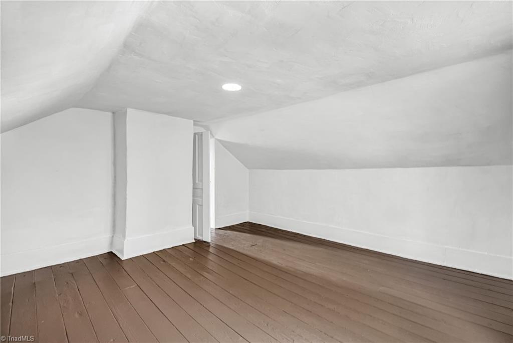 713 Montgomery Street