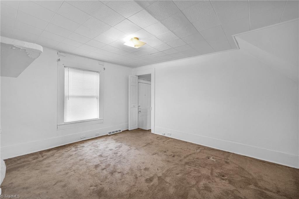 713 Montgomery Street