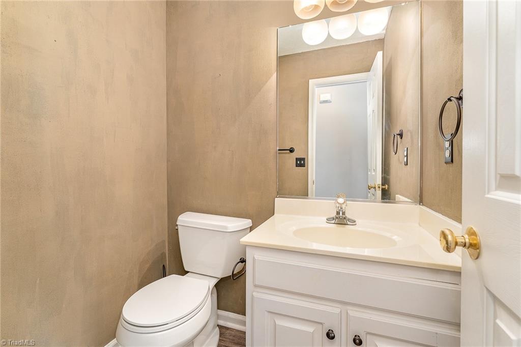 2518 Glen Meadow Drive