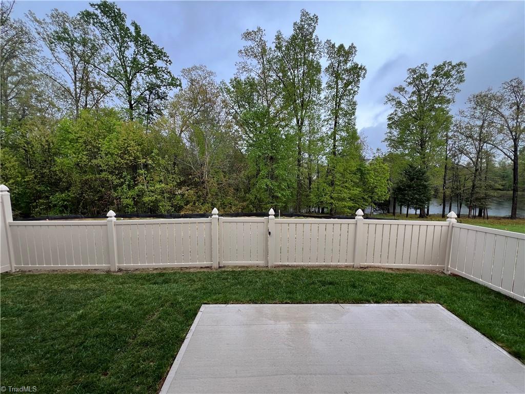 4314 Mossy Wood Circle