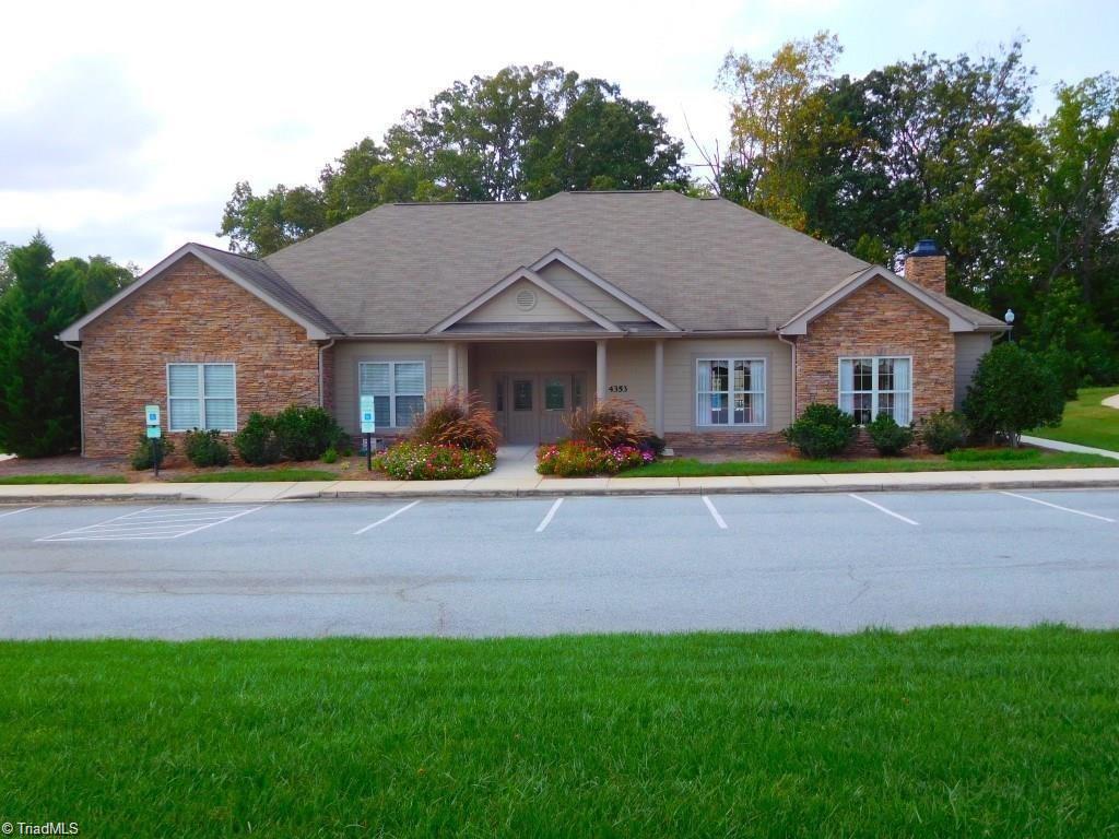 4314 Mossy Wood Circle