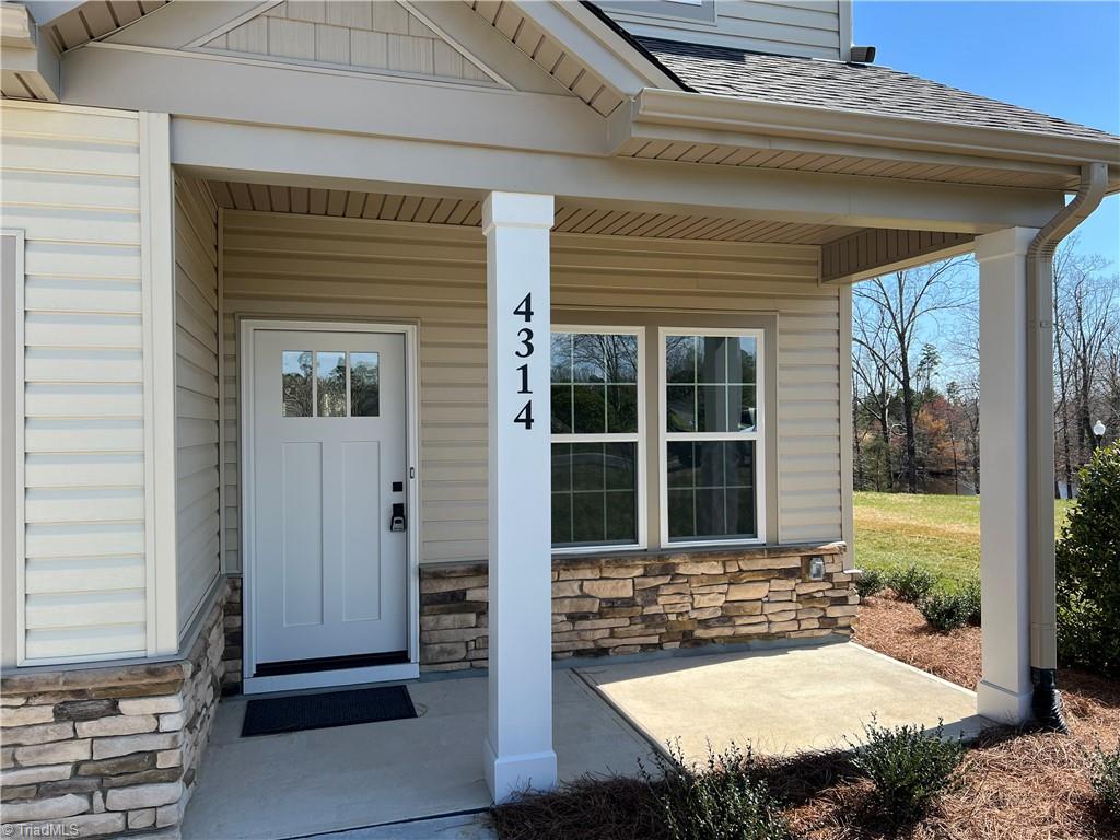 4314 Mossy Wood Circle