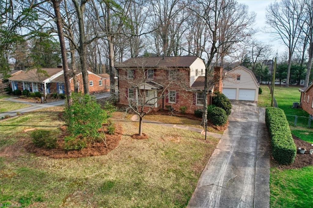 4713 Kingswood Drive