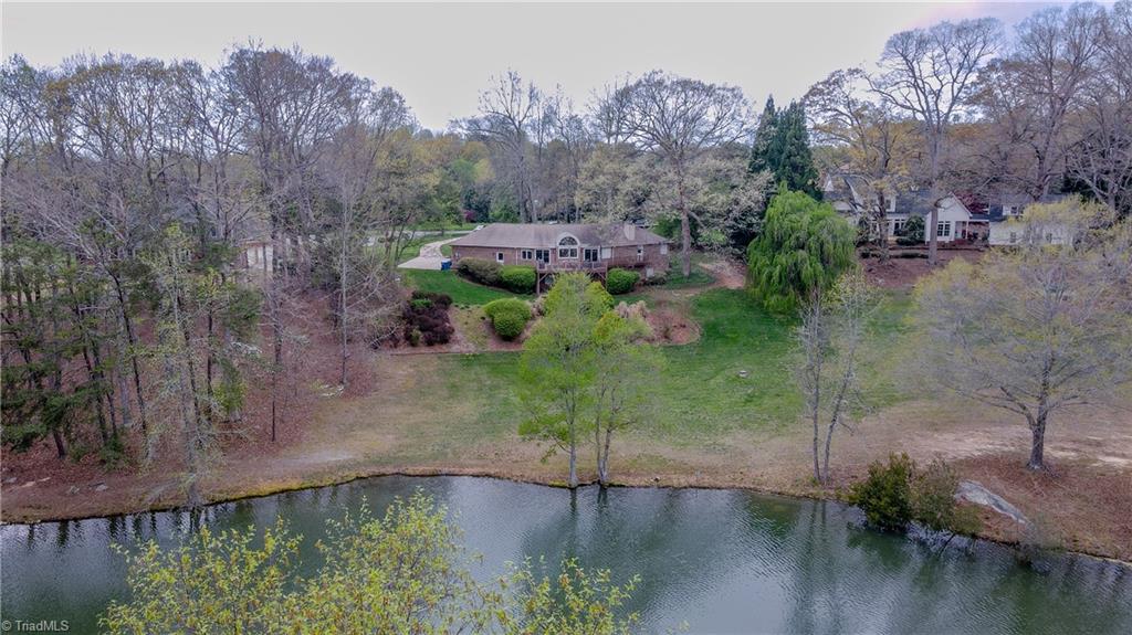 6004 Deer Park Circle