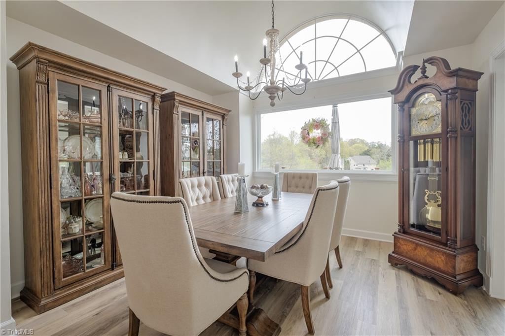 6004 Deer Park Circle