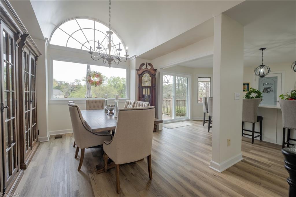 6004 Deer Park Circle