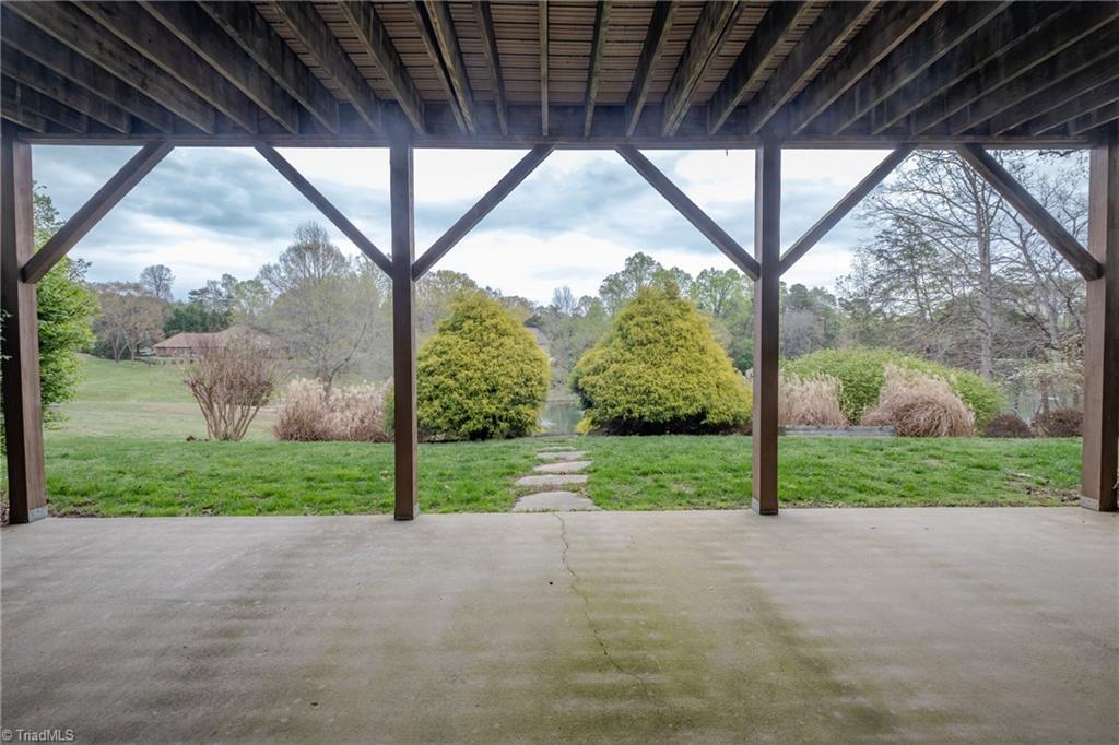 6004 Deer Park Circle