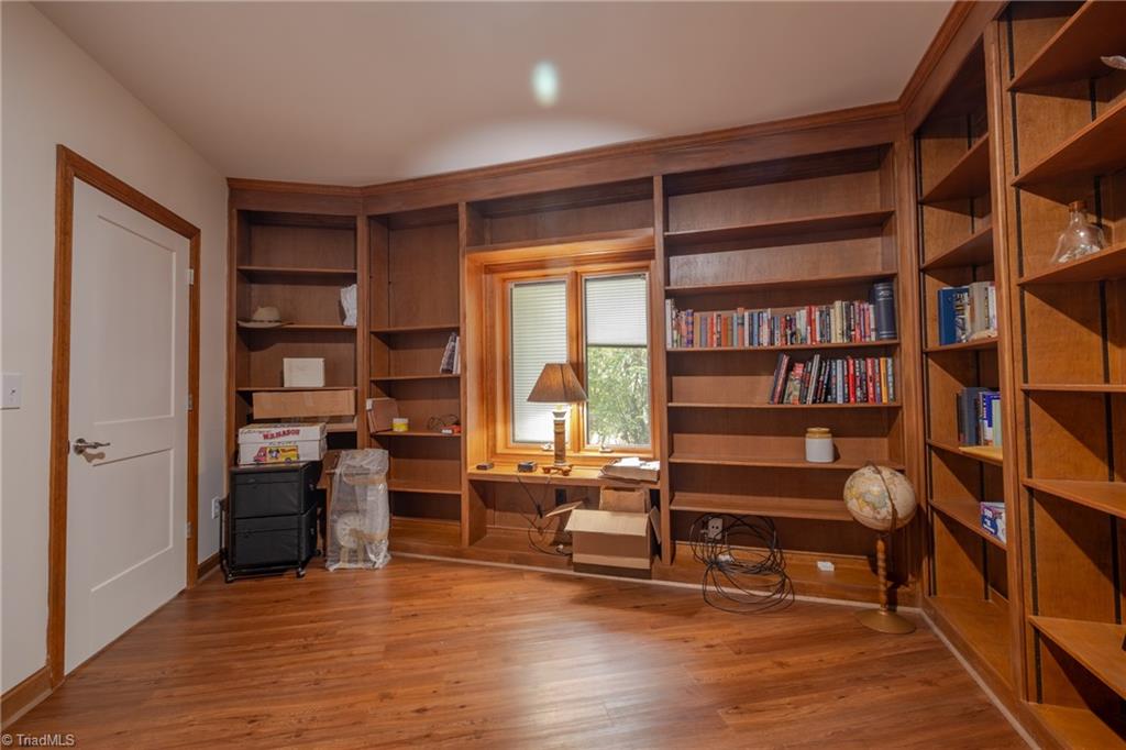 6004 Deer Park Circle