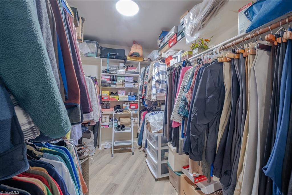 6004 Deer Park Circle