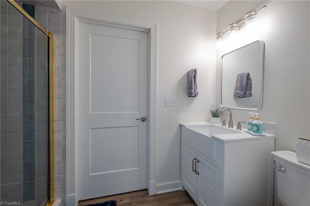 6004 Deer Park Circle