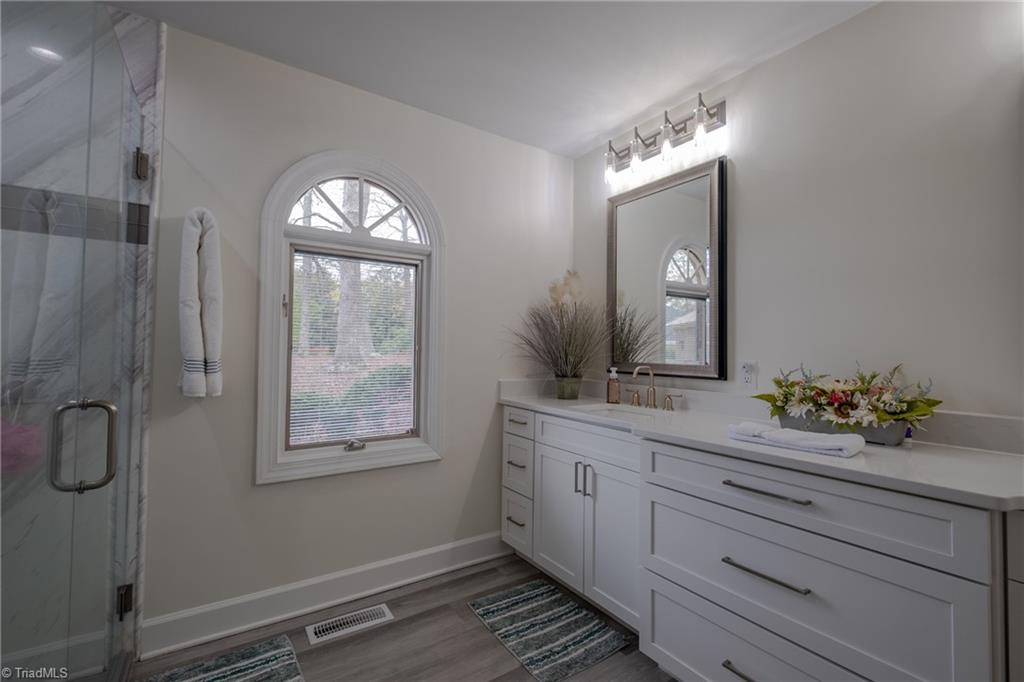 6004 Deer Park Circle