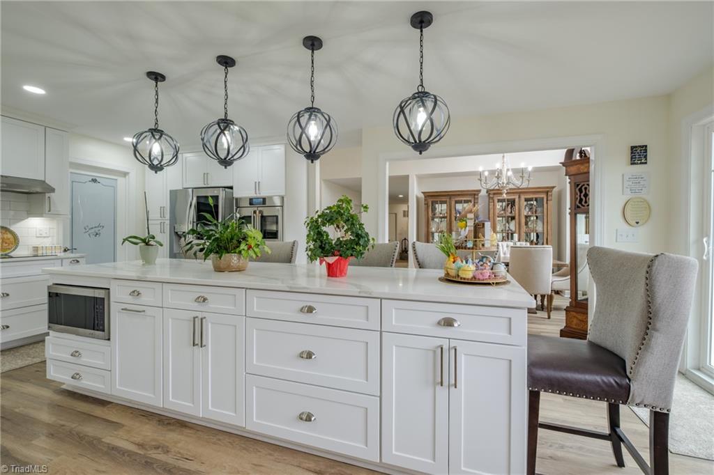 6004 Deer Park Circle