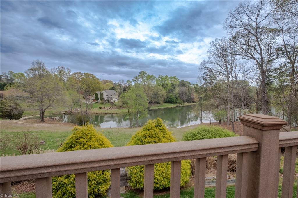 6004 Deer Park Circle