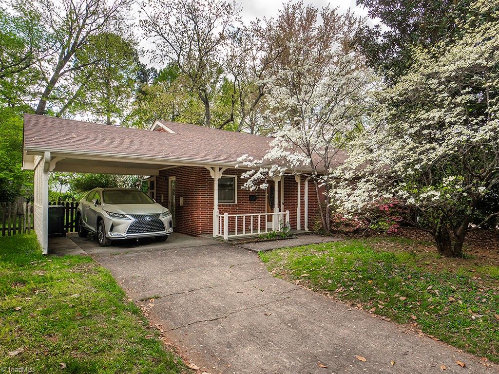 1119 W Cornwallis Drive