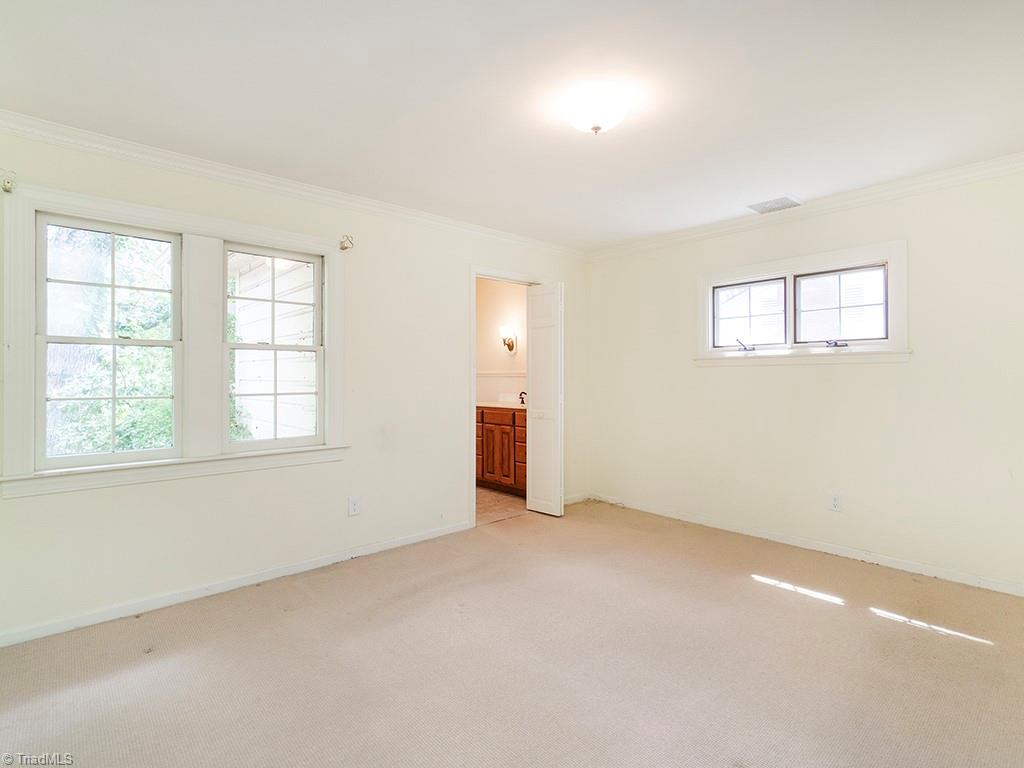 1119 W Cornwallis Drive