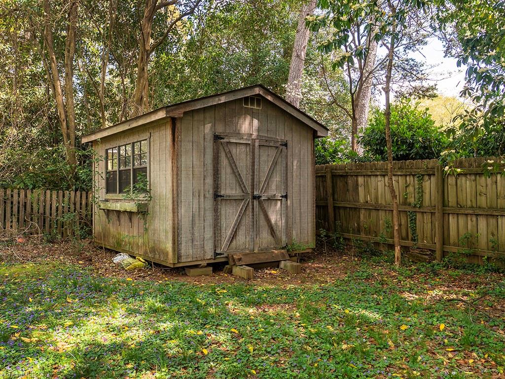 1119 W Cornwallis Drive