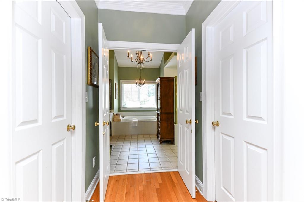 6005 Deer Park Circle