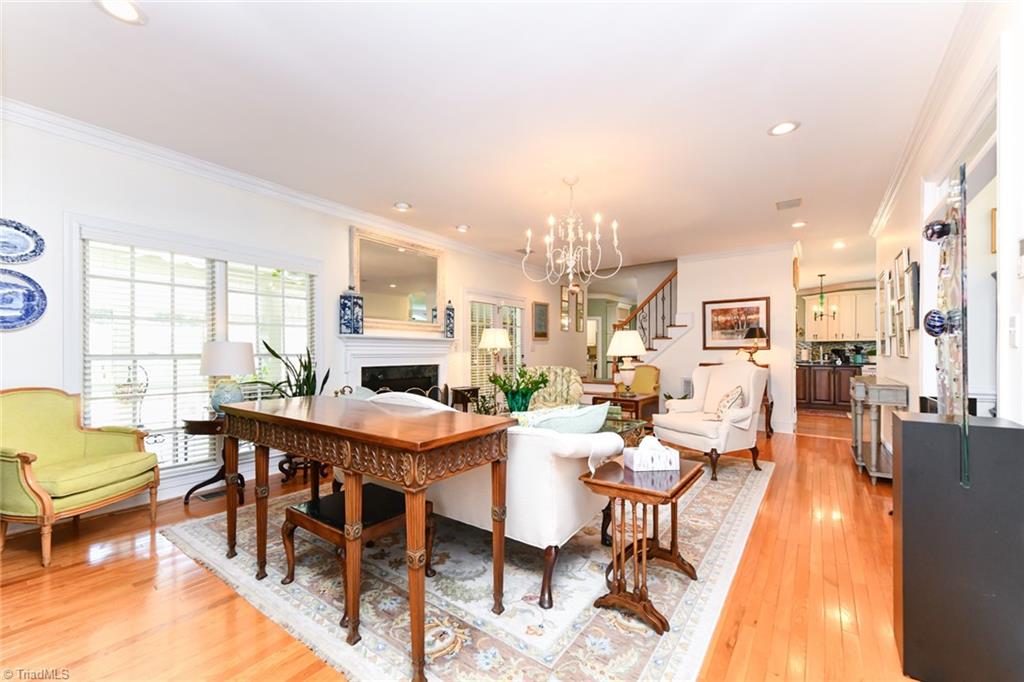 6005 Deer Park Circle