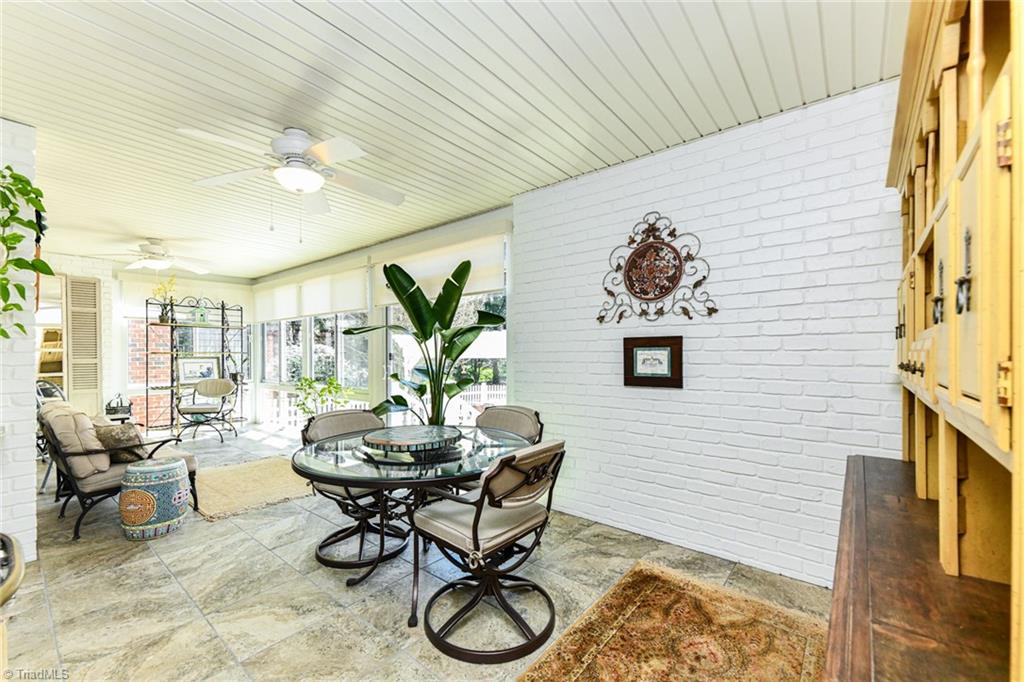 6005 Deer Park Circle