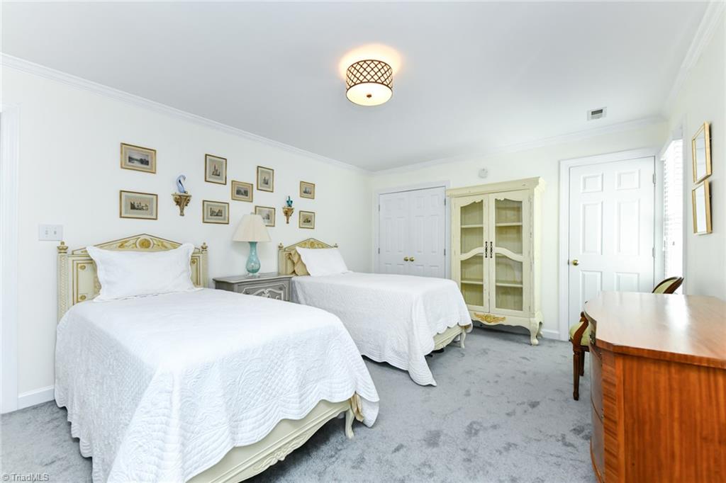 6005 Deer Park Circle