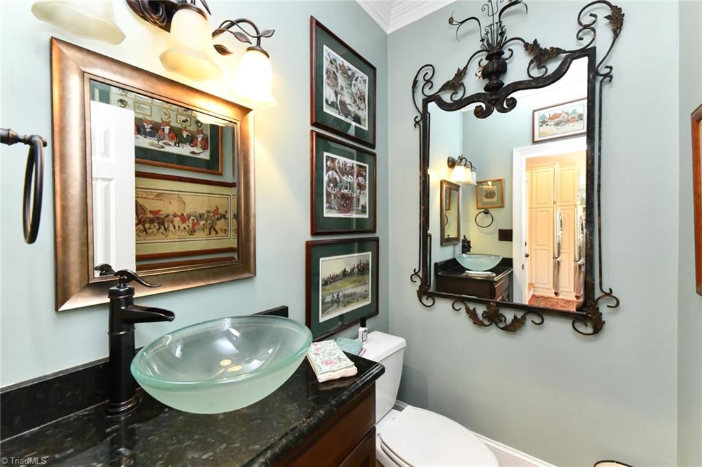 6005 Deer Park Circle