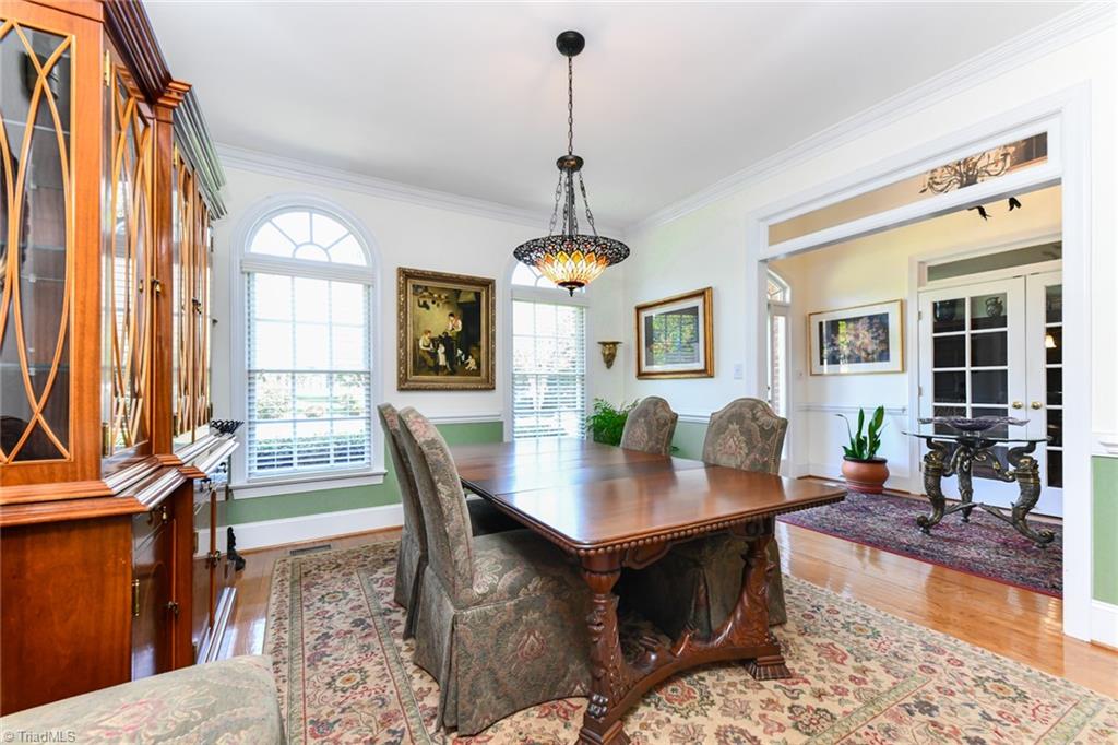 6005 Deer Park Circle