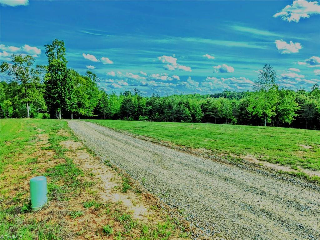 263 Lake Meadows Drive