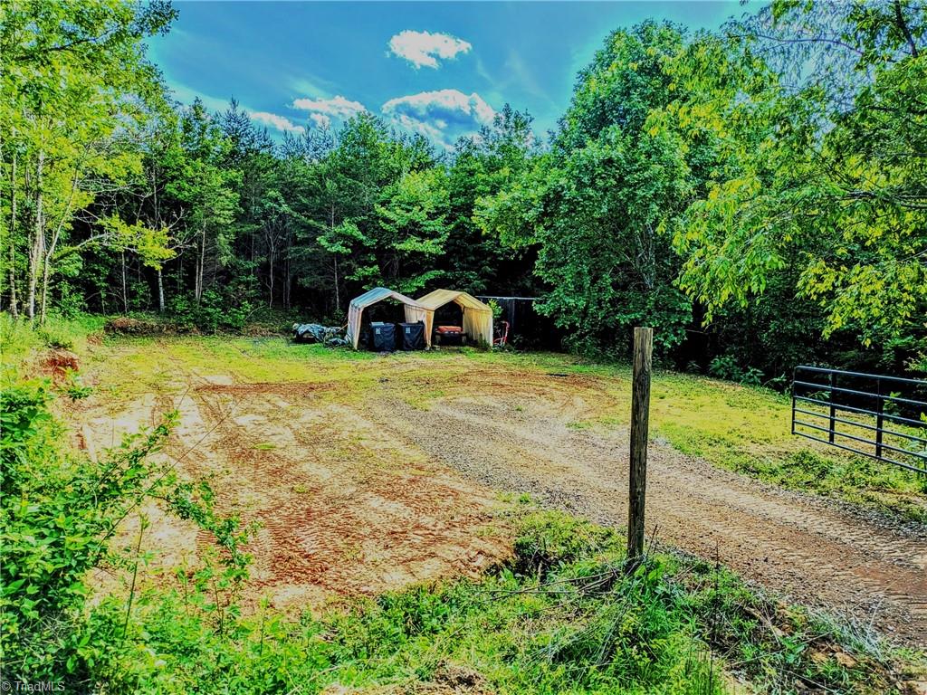263 Lake Meadows Drive