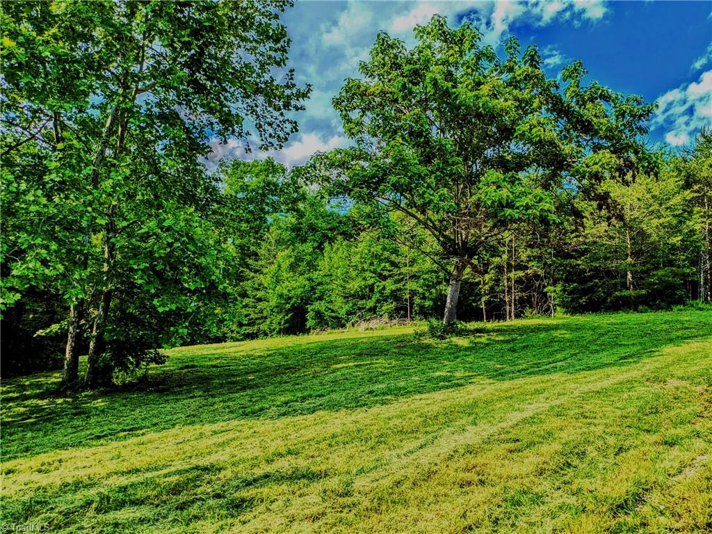 263 Lake Meadows Drive