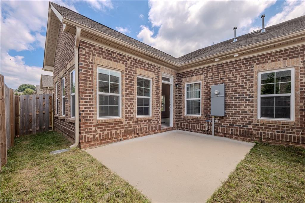 2203 Friedberg Village Drive, Winston-Salem