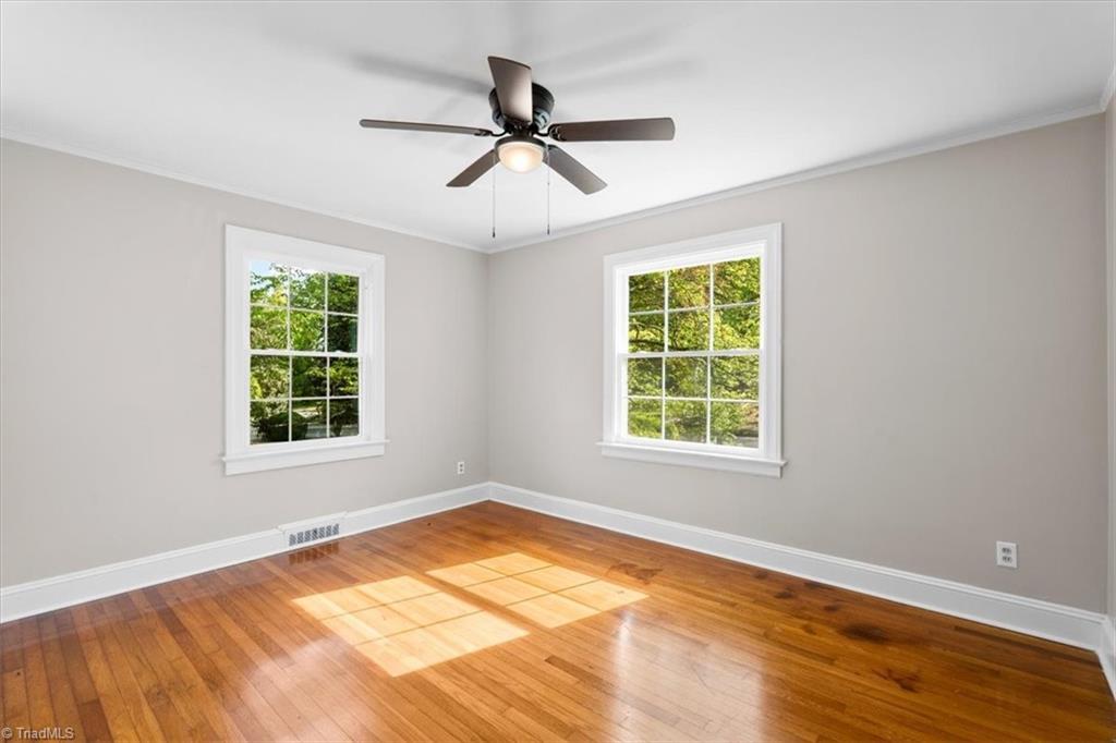 217 W Avondale Drive