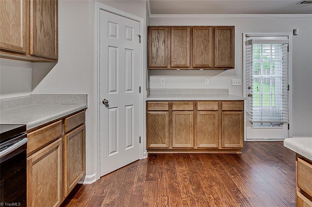 4300 Laurel Creek Drive