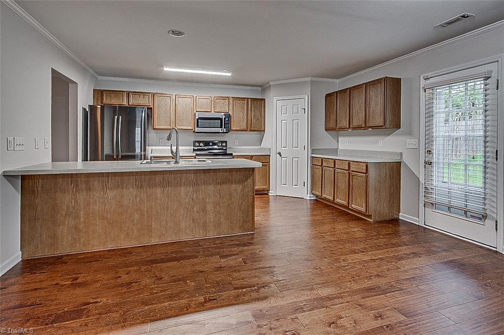 4300 Laurel Creek Drive